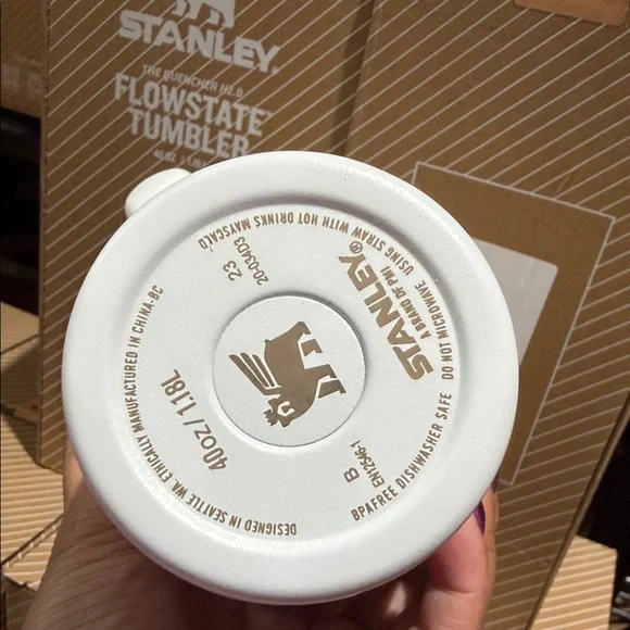 Stanley Quencher H2.0 Tumbler in White and Gold - Engraved - Picture 4 of 6